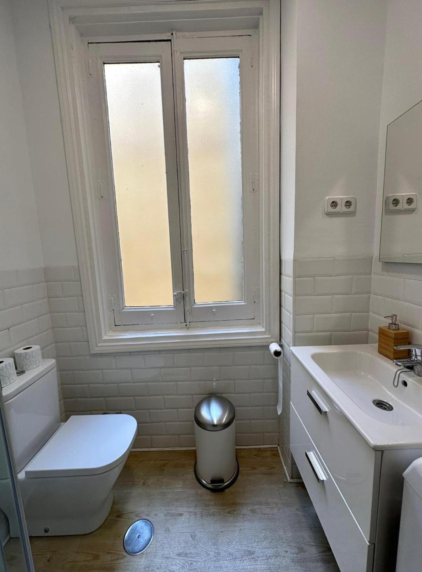 Central Loft Para 3Pax En Huertas-Cortes Madrid Bagian luar foto