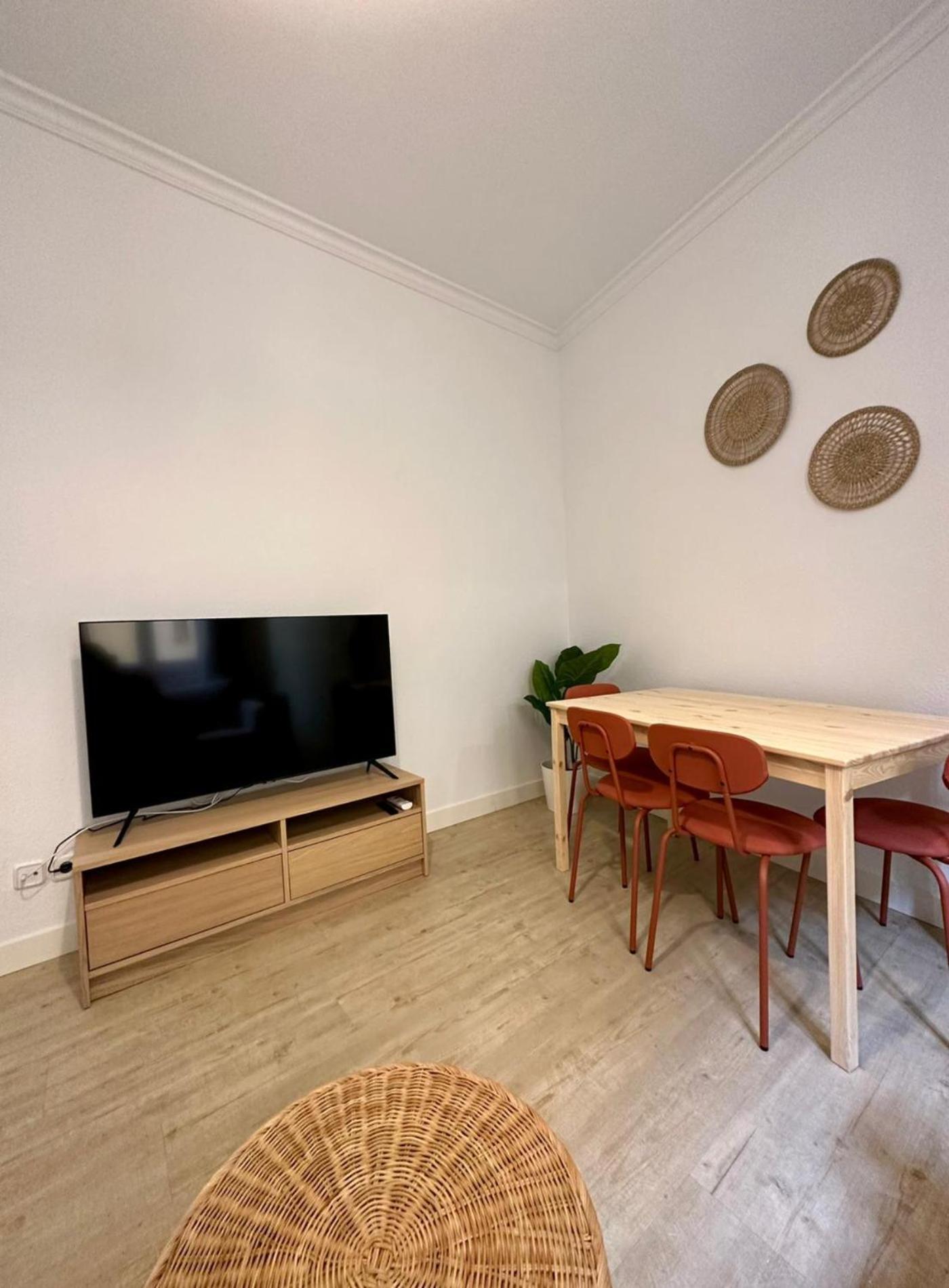 Central Loft Para 3Pax En Huertas-Cortes Madrid Bagian luar foto